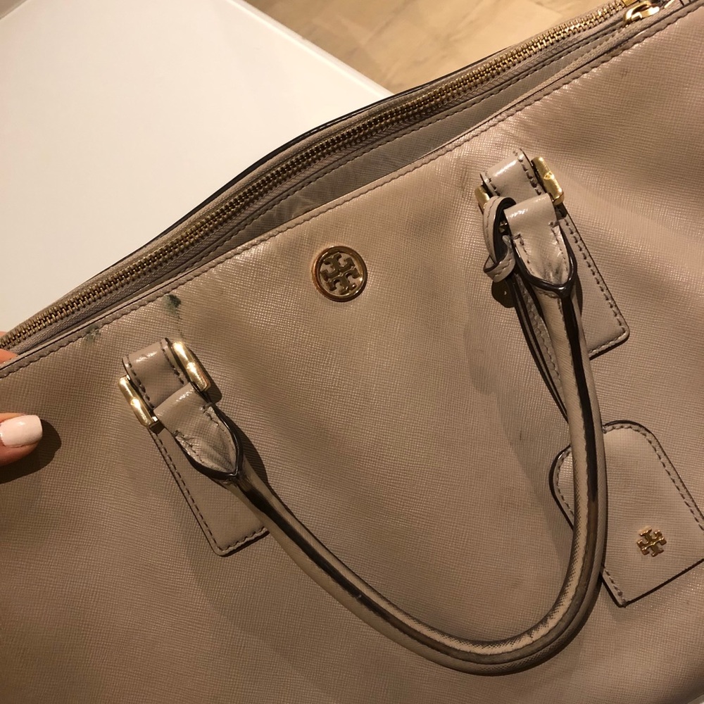 Tory Burch Robinson Double Zip - Picture 2 of 9